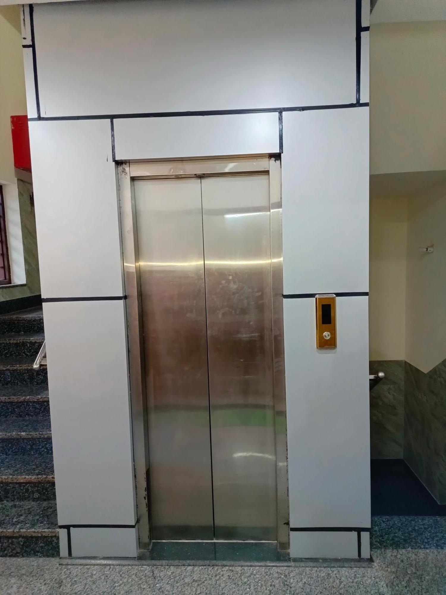 Shri Girraj Residency Hotel Mathura Luaran gambar